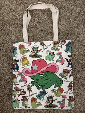 Cute canvas tote...Cowboy frogs.13 3/4" x 15" NEW